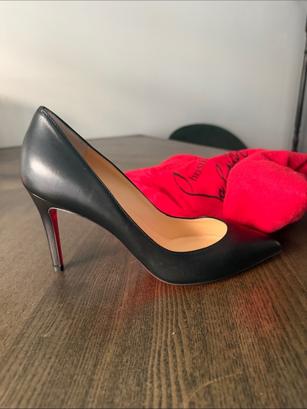 Christian Louboutin Black Leather Pointed-Toe Pumps EU 37 โ Unworn